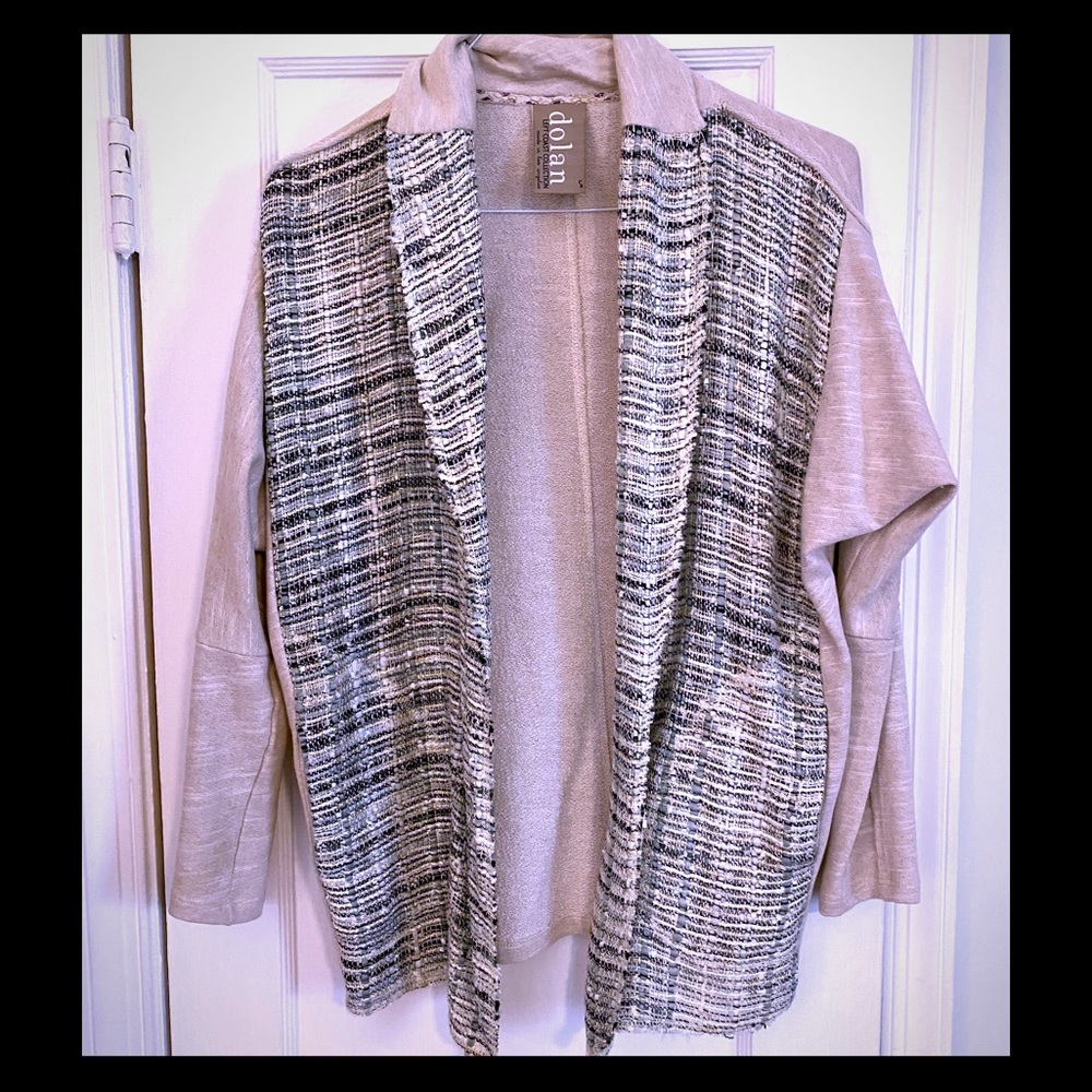 Neutral colored cardigan by Dolan